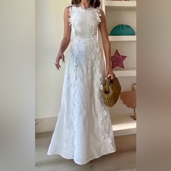 NWOT Lace Hook Maxi Dress - Picture 6 of 14